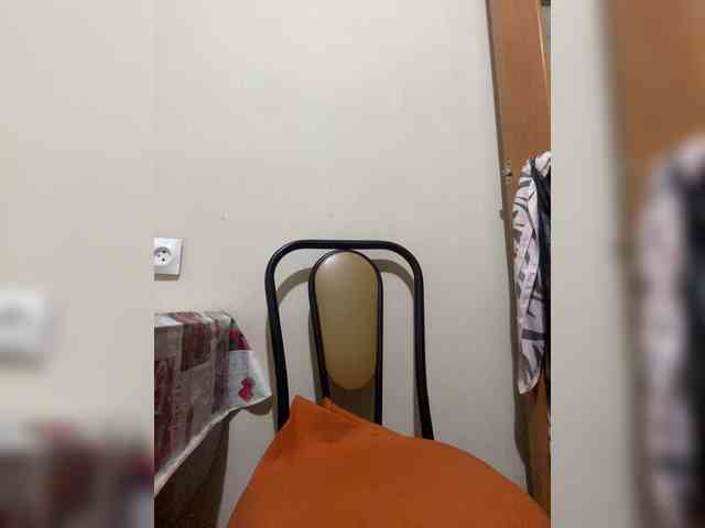 MayLily webcam