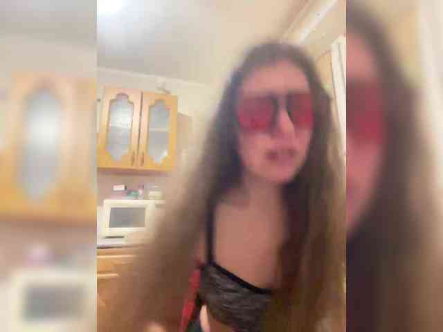 MayLily webcam