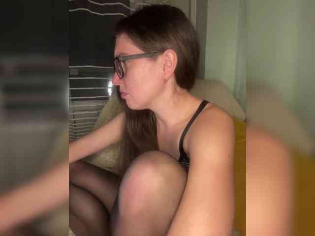 SweetLoveKiss - Girl 