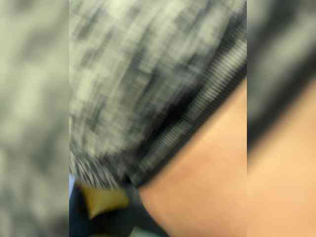 MayLily webcam