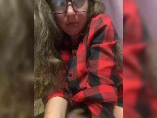 MayLily webcam