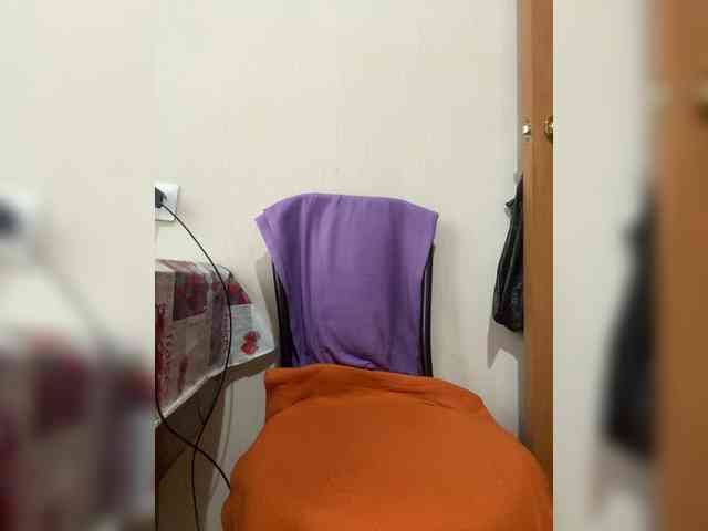 MayLily webcam