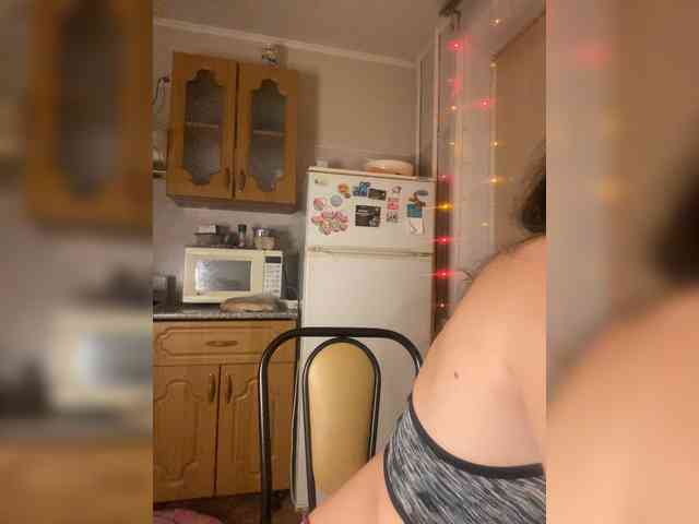 MayLily webcam