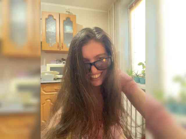 MayLily webcam