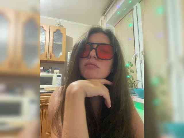MayLily webcam