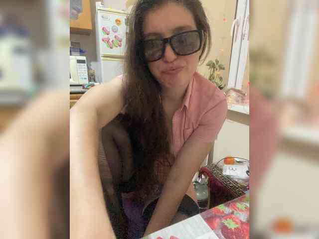 MayLily webcam