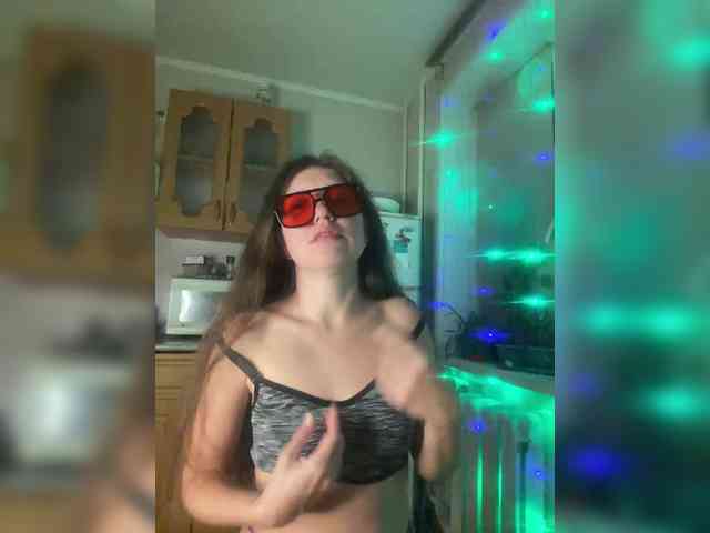 MayLily webcam