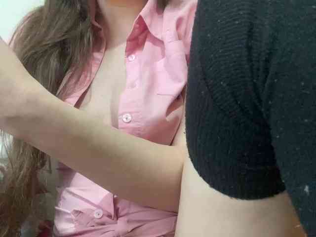 MayLily webcam
