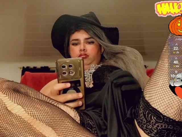 CamilaCarring