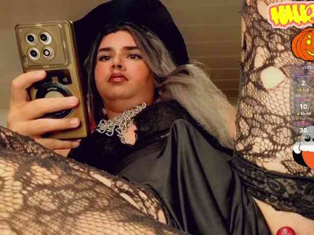 CamilaCarring