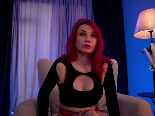 Infinitesprin's BongaCams show and profile