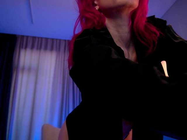 Infinitesprin's BongaCams show and profile