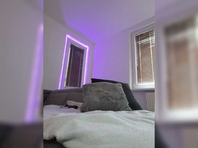 Violasweety live webcam show