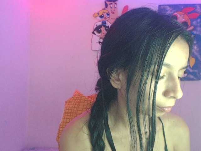 charlotehere live cam preview