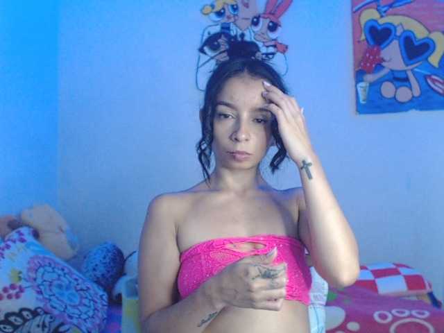 JHOANITAHOT live cam on BongaCams