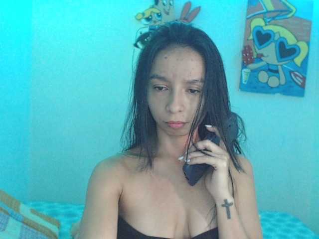 JHOANITAHOT live webcam show
