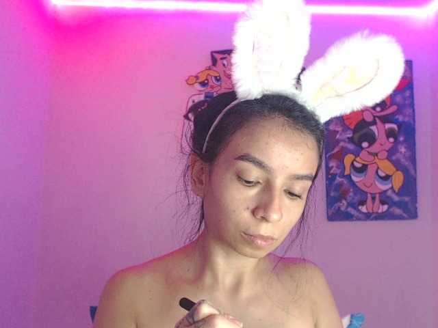 JHOANITAHOT live cam preview