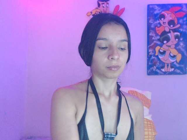 charlotehere live cam preview