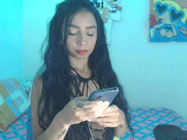 charlotehere webcam