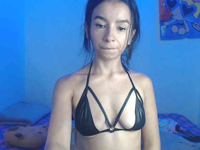 charlotehere webcam