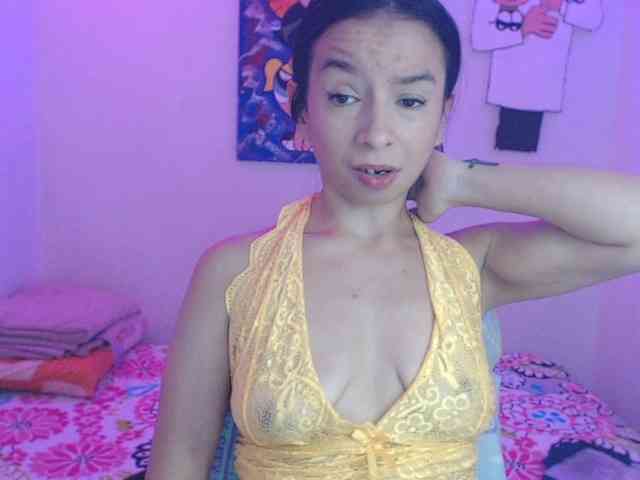 charlotehere webcam