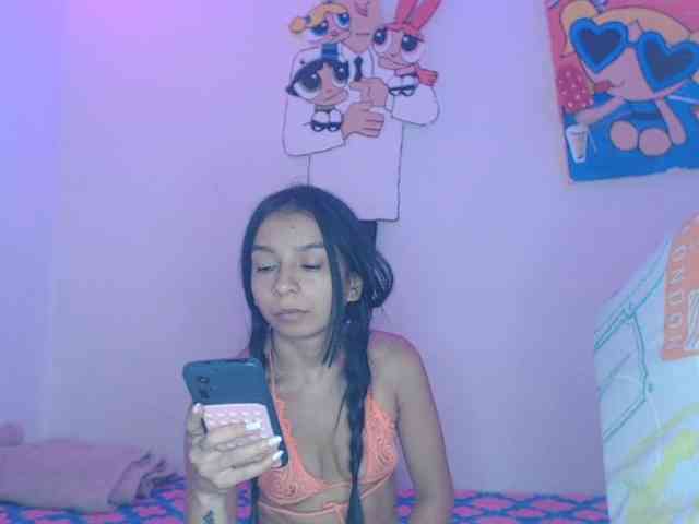 charlotehere webcam