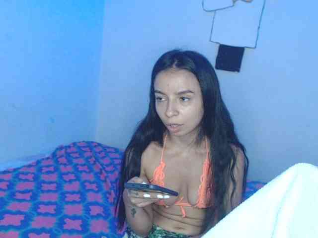 charlotehere webcam