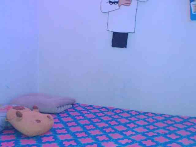 charlotehere webcam