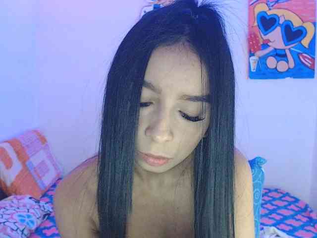 charlotehere webcam