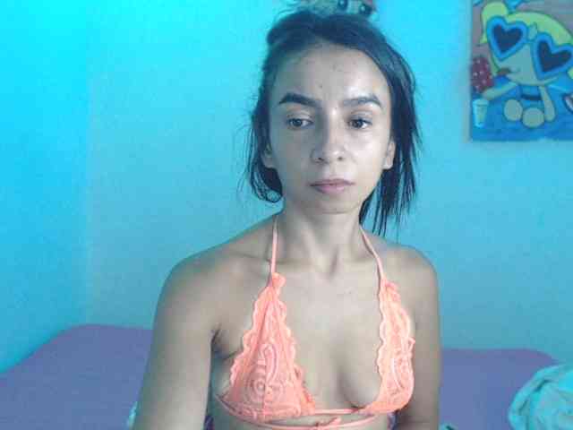 charlotehere webcam