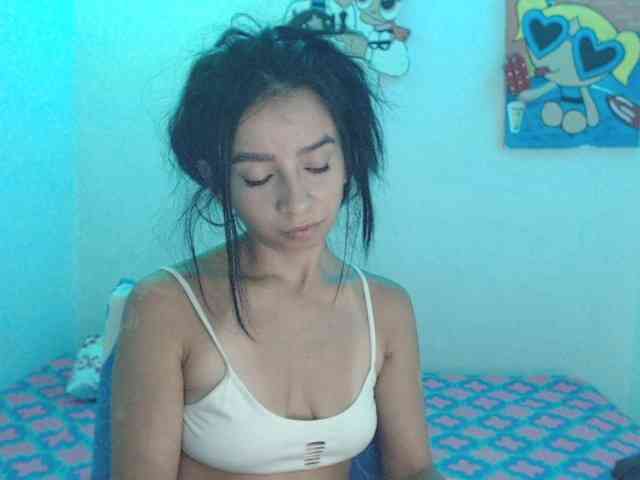 charlotehere webcam