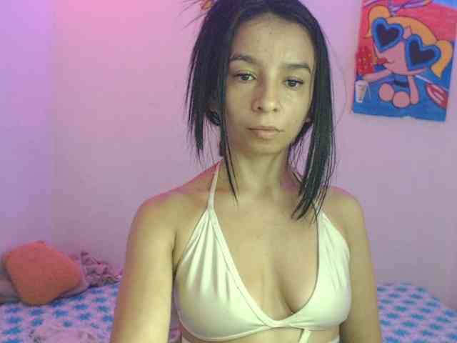 charlotehere webcam