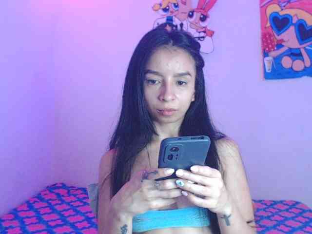 charlotehere webcam