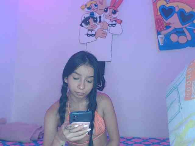 charlotehere webcam