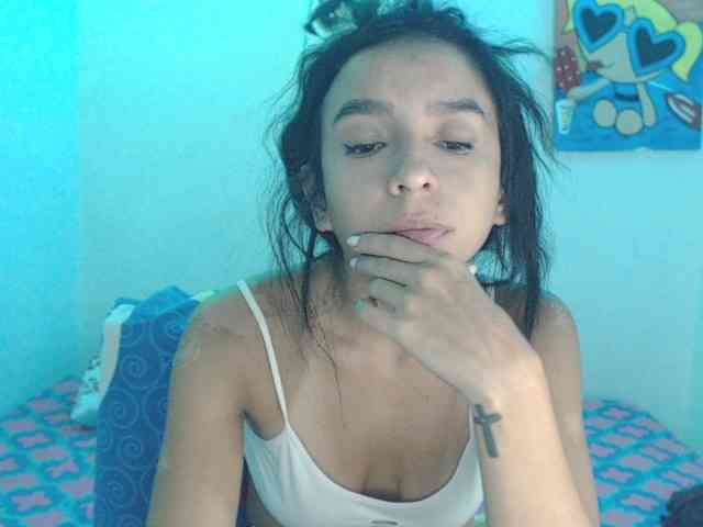 charlotehere webcam
