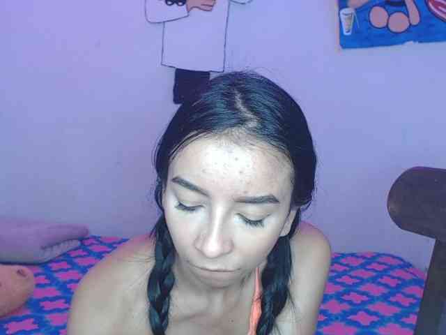 charlotehere webcam