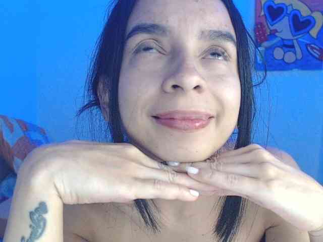 charlotehere webcam