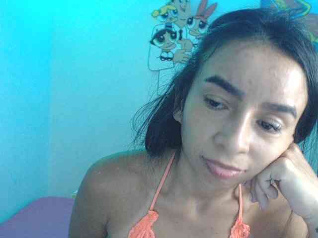 charlotehere webcam