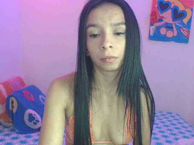 charlotehere webcam