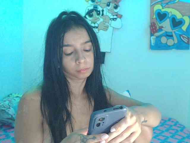 charlotehere webcam