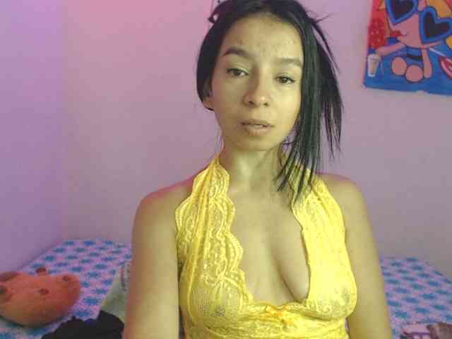 charlotehere webcam