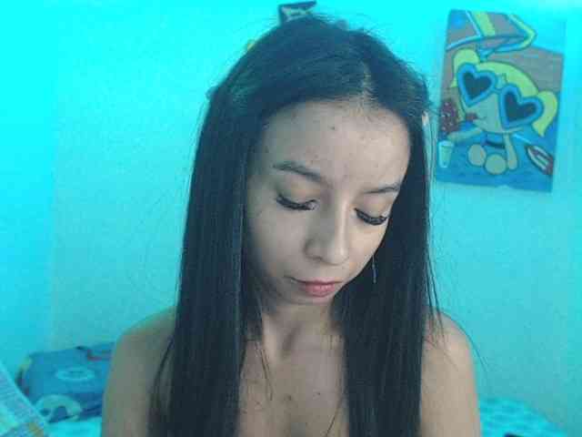 charlotehere webcam