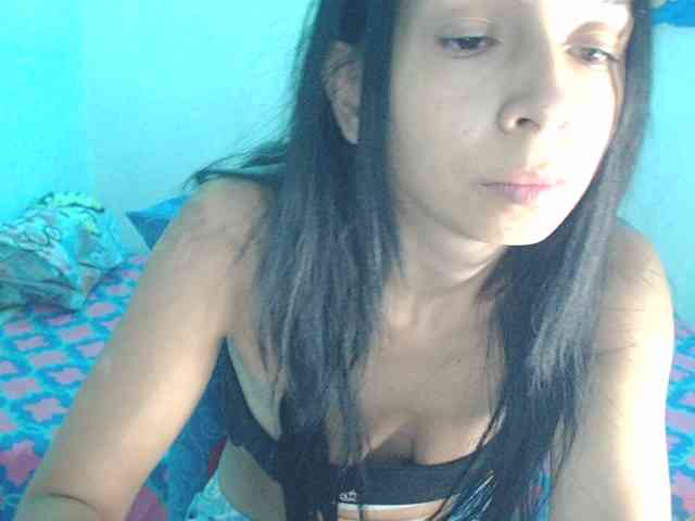 charlotehere webcam
