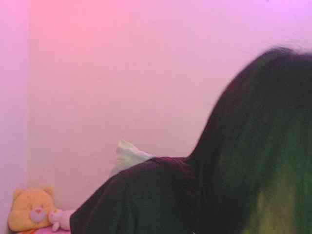 charlotehere webcam