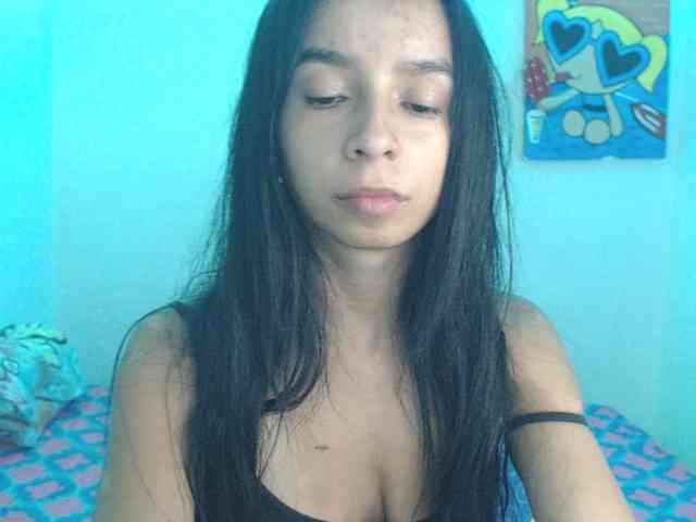charlotehere webcam