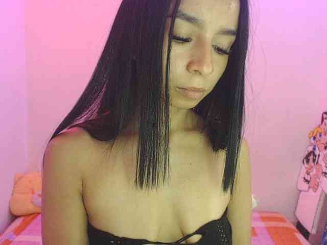 charlotehere webcam