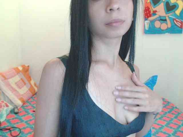 charlotehere webcam