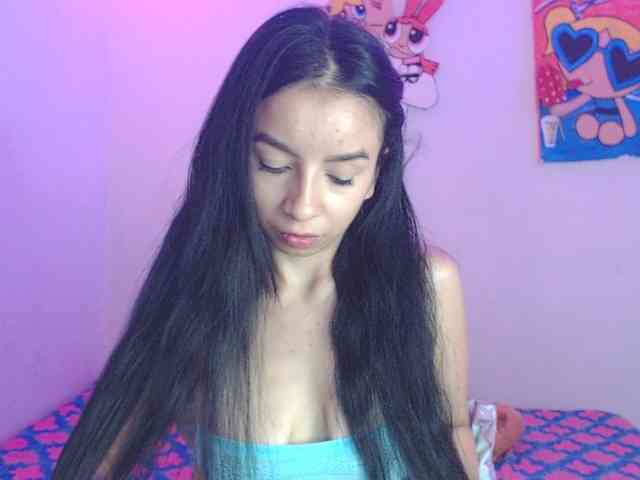 charlotehere webcam