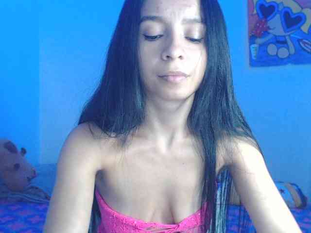 charlotehere webcam