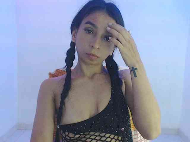 charlotehere webcam